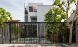 Ngôi nhà thiếu sáng “lột xác” ngoạn mục sau cải tạo