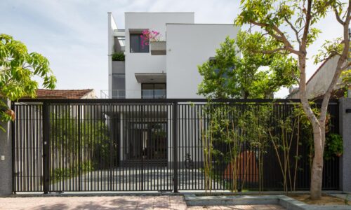 Ngôi nhà thiếu sáng “lột xác” ngoạn mục sau cải tạo