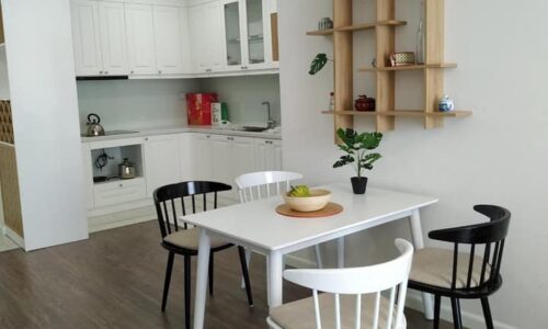 Bán căn hộ 61m2 2 phòng ngủ đủ đồ tại R1 Sunshine Riverside Tây Hồ