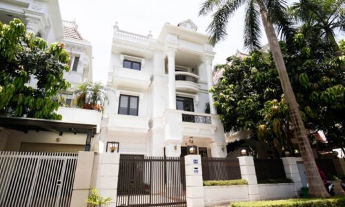 Cho thuê căn biệt thự siêu đẹp 230m2 đủ đồ nội thất đẹp tại T1 Ciputra, Tây Hồ