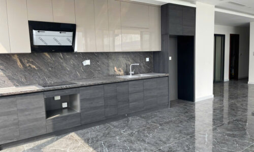 Chính chủ gửi bán căn hộ chung cư 160m2/3PN tại Sunshine Golden River Hà Nội