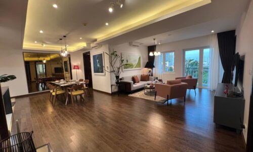Cho thuê căn chung cư 150m2 đủ đồ tòa G3 Ciputra Hà Nội